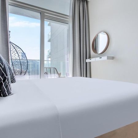 Reva Residences - One Bedroom Apartment By The S Holiday Homes Дубай Екстериор снимка